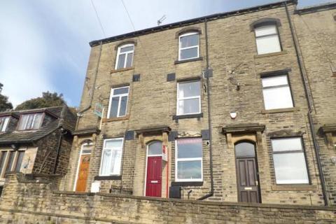 2 bedroom terraced house to rent, Prospect Terrace, Riddlesden, Keighley, BD20