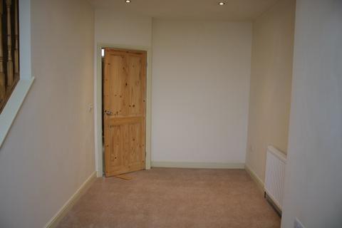 2 bedroom terraced house to rent, Prospect Terrace, Riddlesden, Keighley, BD20