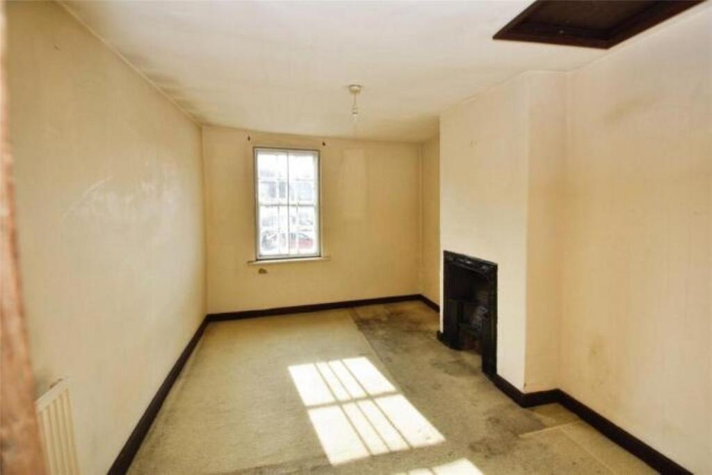 6 Medium T202509241232.jpeg