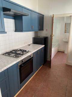 2 bedroom flat to rent, (COPY of) Biddlestone Road, Newcastle Upon Tyne NE6