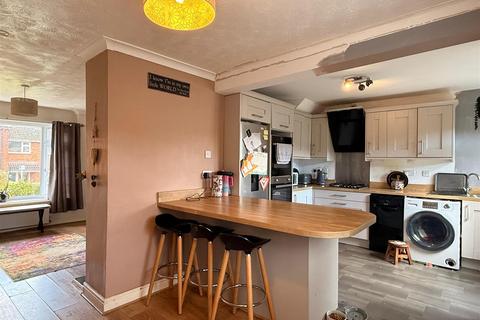 3 bedroom terraced house for sale, Aramstone Rise, Hereford