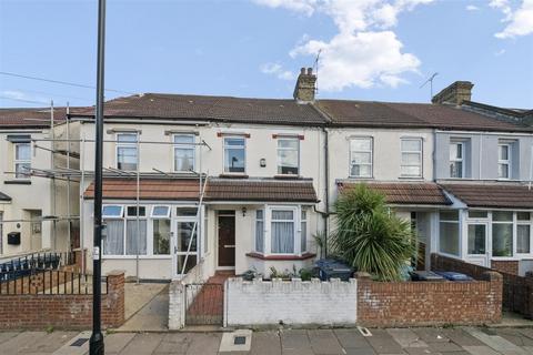 3 bedroom terraced house for sale, Lea Road, Southall UB2