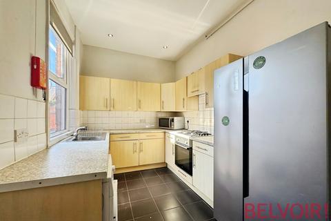 6 bedroom house share to rent,  Balmoral Road, Nottingham NG1