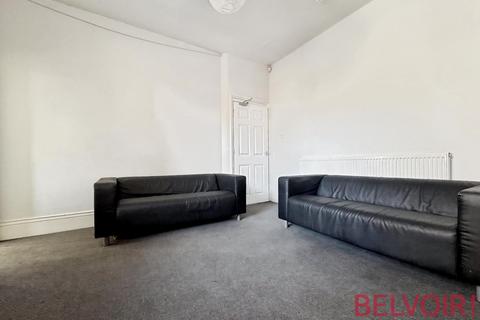 6 bedroom house share to rent,  Balmoral Road, Nottingham NG1