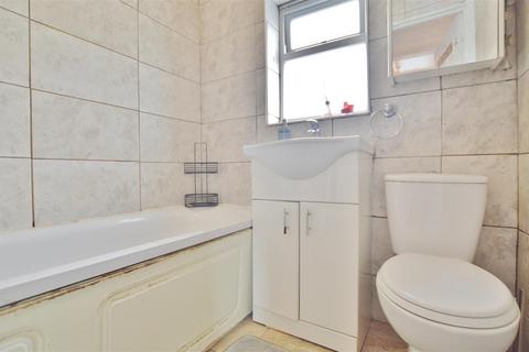 3 bedroom house for sale, Salt Hill Way, Slough