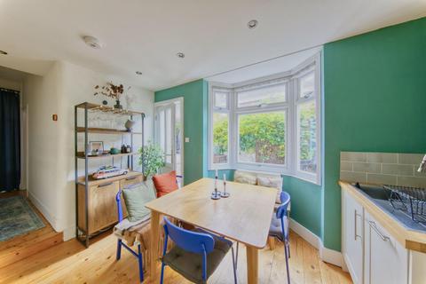 undefined, Cochrane Road, Wimbledon