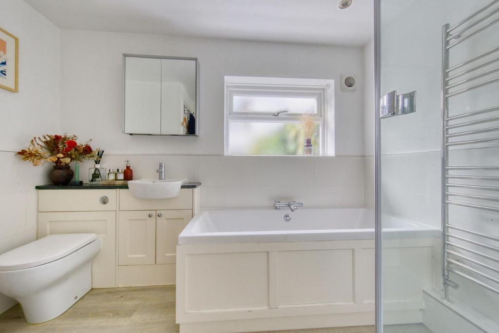 2 O8 A8633 HDR.jpg