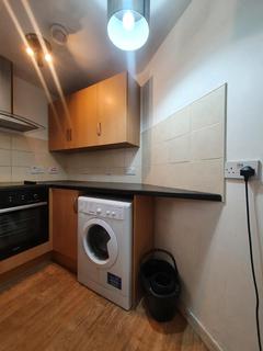 1 bedroom flat to rent, Clifton Street, Adamsdown, Cardiff, CF24