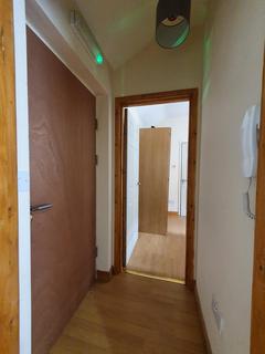 1 bedroom flat to rent, Clifton Street, Adamsdown, Cardiff, CF24