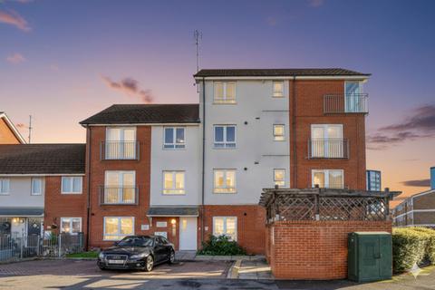 2 bedroom flat to rent, Ashwood Place, Tamar Way, Slough, SL3 8GX