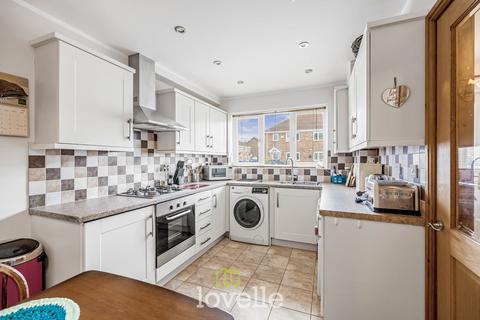 2 bedroom terraced house for sale, Benjamins Walk, Cleethorpes DN35