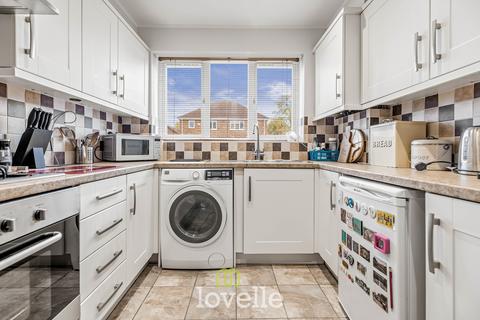 2 bedroom terraced house for sale, Benjamins Walk, Cleethorpes DN35