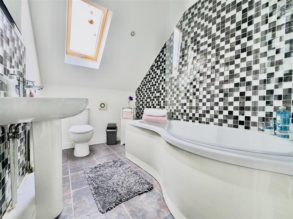 Family bathroom