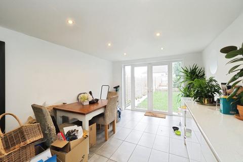 4 bedroom link detached house for sale, Lyndhurst Grove, Derby DE21