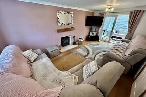 3 bedroom detached house for sale, Stockwell Gate, Whaplode, PE12