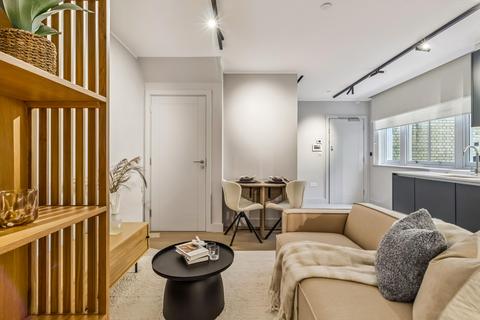 undefined, Clenston Mews, London, W1H