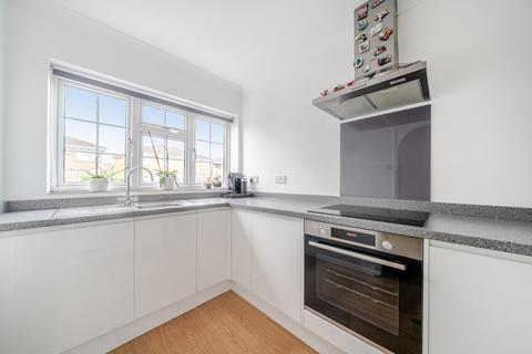 3 bedroom semi-detached house for sale, Bates Walk, Addlestone, KT15