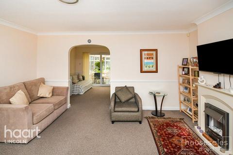 3 bedroom detached house for sale, Sandwell Drive, Lincoln