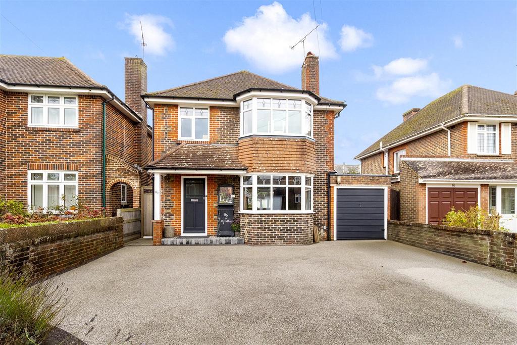 St Marys Close,89-029.JPG