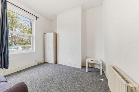 undefined, 12 Berners Street, Wakefield, WF1 4DY
