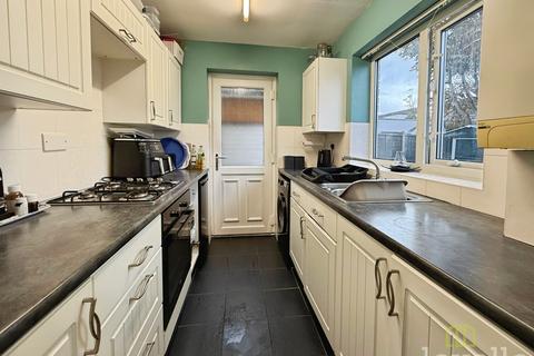 3 bedroom semi-detached house for sale, Sperrin Close, Lincoln LN5