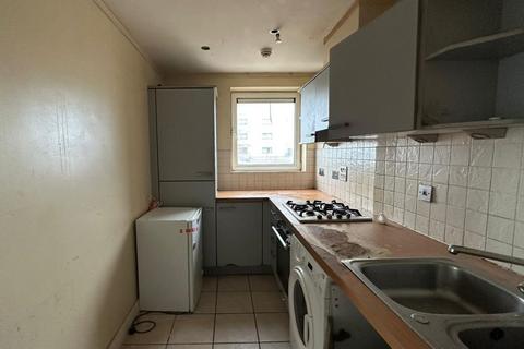 2 bedroom flat for sale, 54 Sark Tower, Erebus Drive, Greenwich, London, SE28 0GG