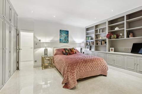 3 bedroom apartment for sale, Harrington Gardens, London, SW7