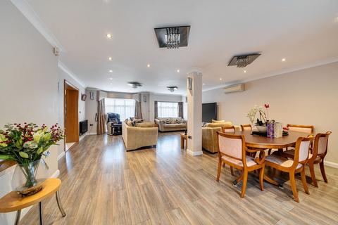 4 bedroom detached house for sale, Bengeworth Road, Harrow, HA1