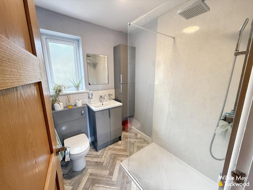 Ensuite