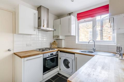 Chesson Road, West Kensington, London, W14