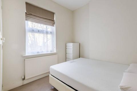 Chesson Road, West Kensington, London, W14