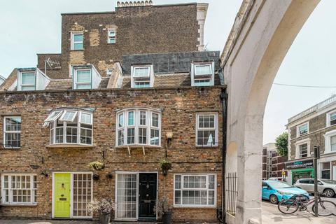 3 bedroom mews to rent, Comeragh Mews, Barons Court, London, W14