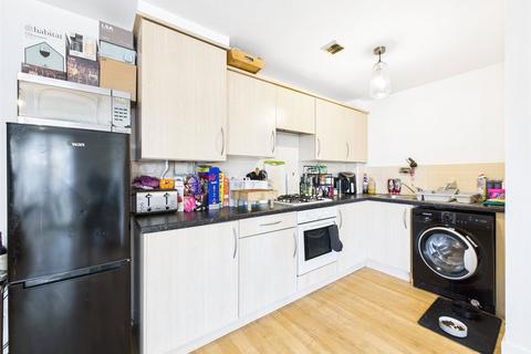 2 bedroom apartment for sale, Providence Park, Princess Elizabeth Way, Cheltenham, Gloucestershire, GL51
