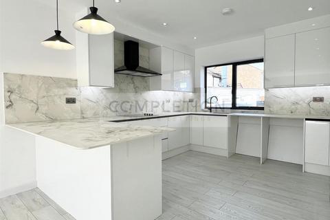 undefined, Mount Pleasant Road, London E17