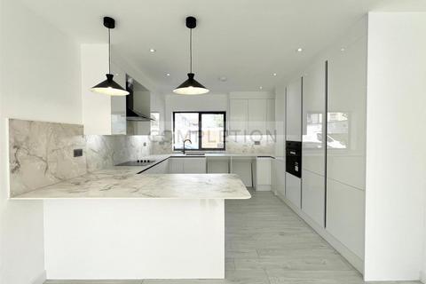 undefined, Mount Pleasant Road, London E17