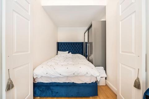 Studio for sale, Holland Road, London W14