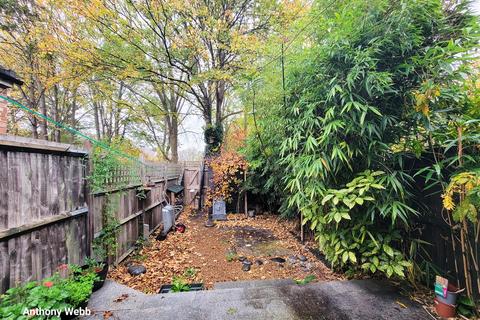 undefined, Barrowell Green, Winchmore Hill, N21