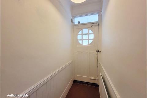 2 bedroom terraced house to rent, Barrowell Green, Winchmore Hill, N21