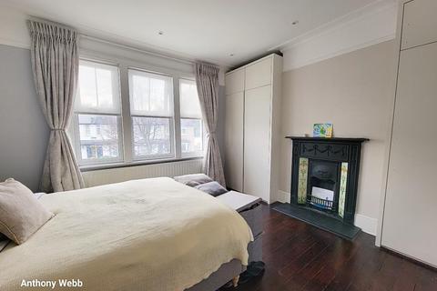 2 bedroom terraced house to rent, Barrowell Green, Winchmore Hill, N21
