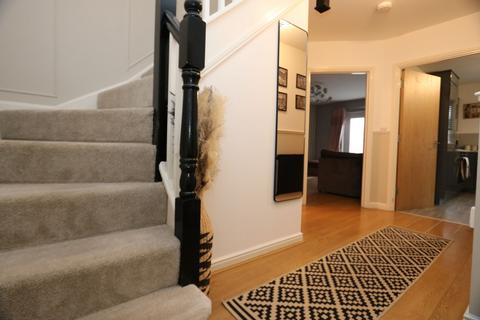 5 bedroom detached house for sale, White Farm, Barry, CF62