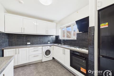 undefined, Severn Drive, Enfield, EN1