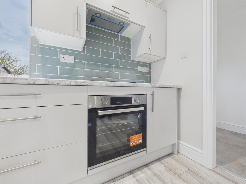 Oven