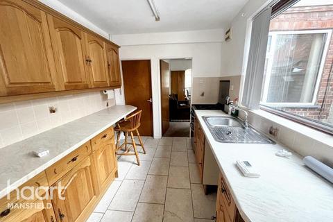 3 bedroom terraced house for sale, Elkesley Road, Mansfield