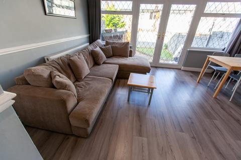 1 bedroom in a house share to rent, Great Newton Street , L3 5RP,