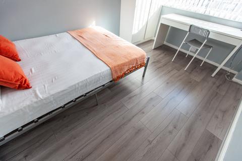 1 bedroom in a house share to rent, Great Newton Street , L3 5RP,