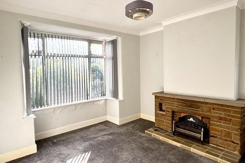 2 bedroom bungalow for sale, Leeds Old Road, White Lee, Heckmondwike, WF16