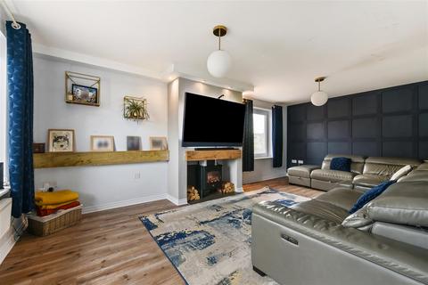 undefined, Angus Way, Waterlooville