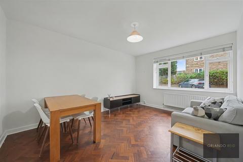 2 bedroom apartment to rent, Nightingale Lane, Clapham South