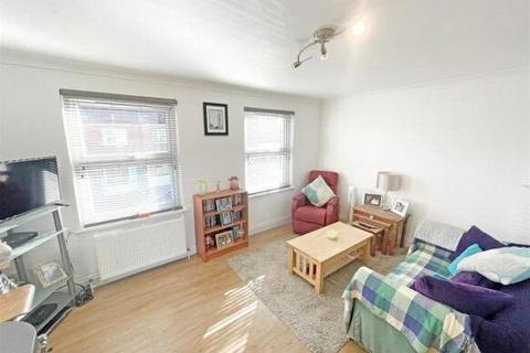 undefined, Pollys Yard, Newport Pagnell, Buckinghamshire, MK16