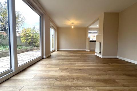 undefined, Prince Crescent, Gloucester GL19